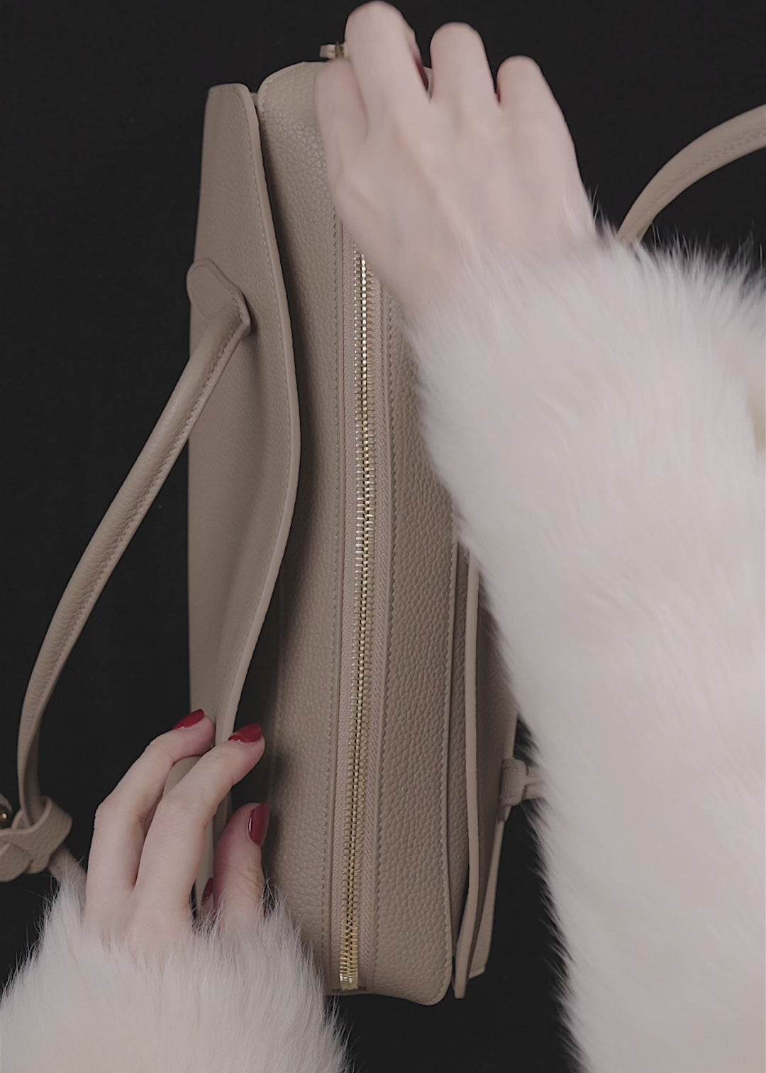 Gabrielle East-West Shoulder Bag – Parisa Wang New York