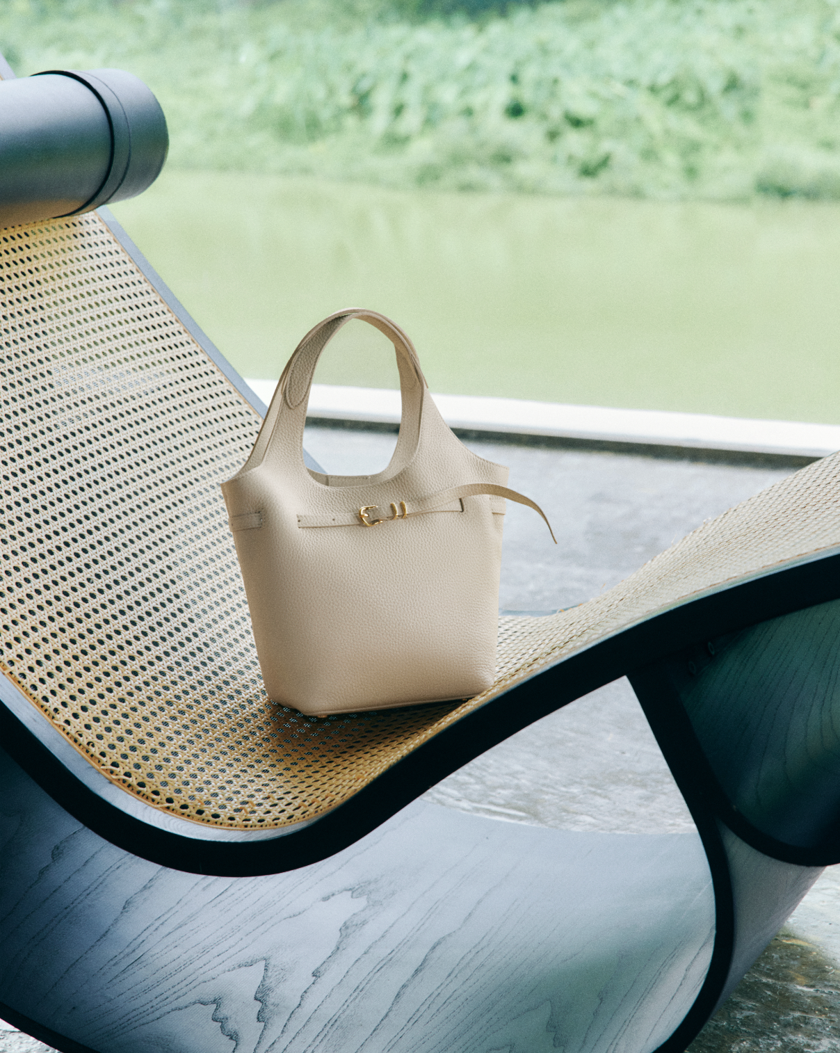 What Makes a Handbag Look Expensive? The Details That Matter