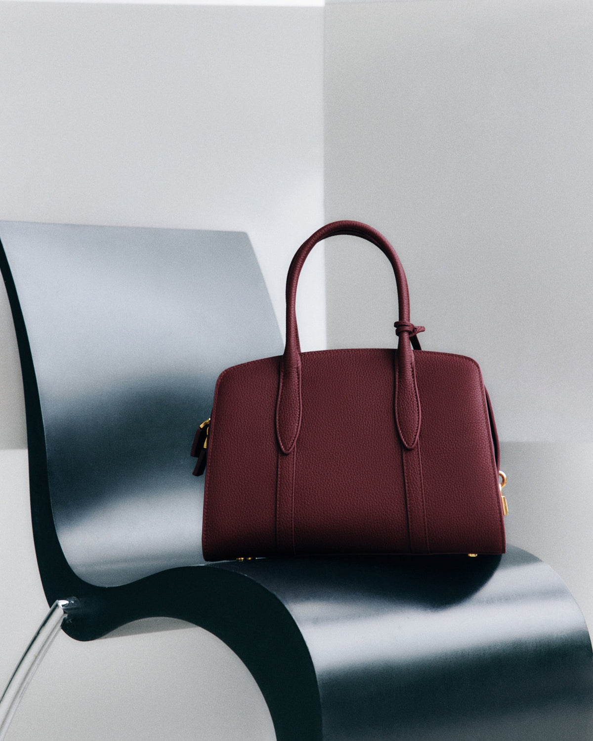 10 Luxury Handbag Gifts for Women She’ll Actually Use