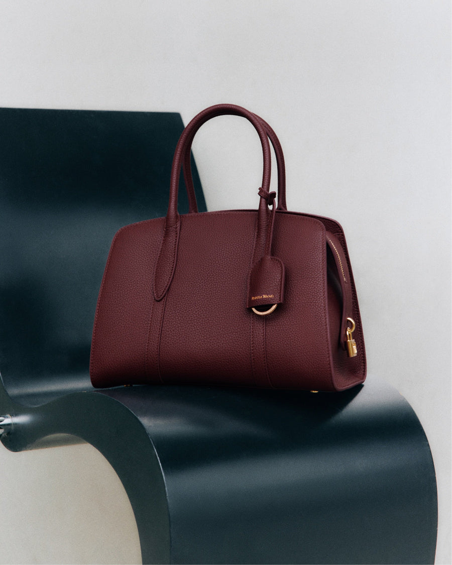 Quiet-Luxury Handbags Under $500: What to Buy Before Black Friday 2026