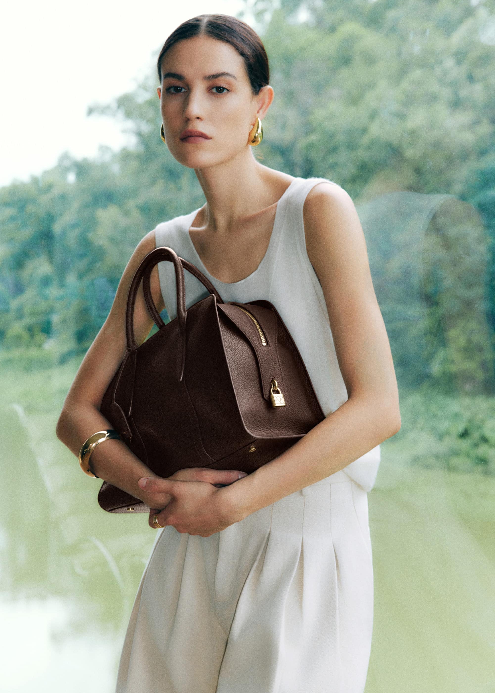 バラクラバ＆星型バッグ Gabrielle 35 Soft Top Handle Bag | Parisa Wang New York