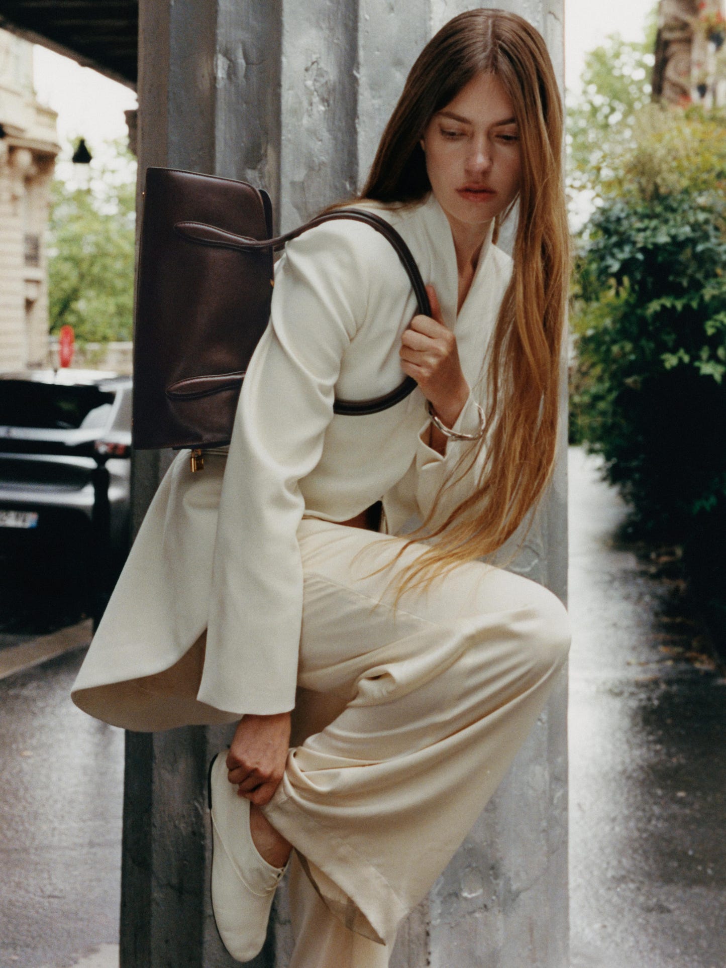 Gabrielle East-West Shoulder Bag