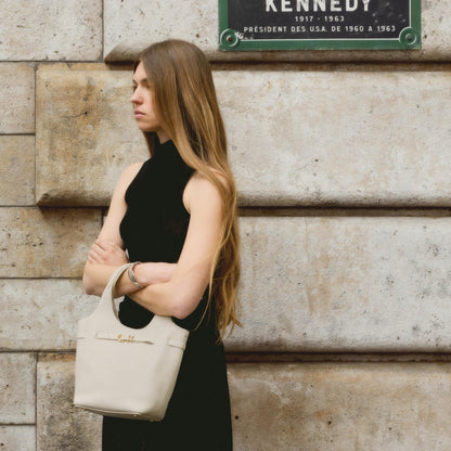 Jane Bucket Bag