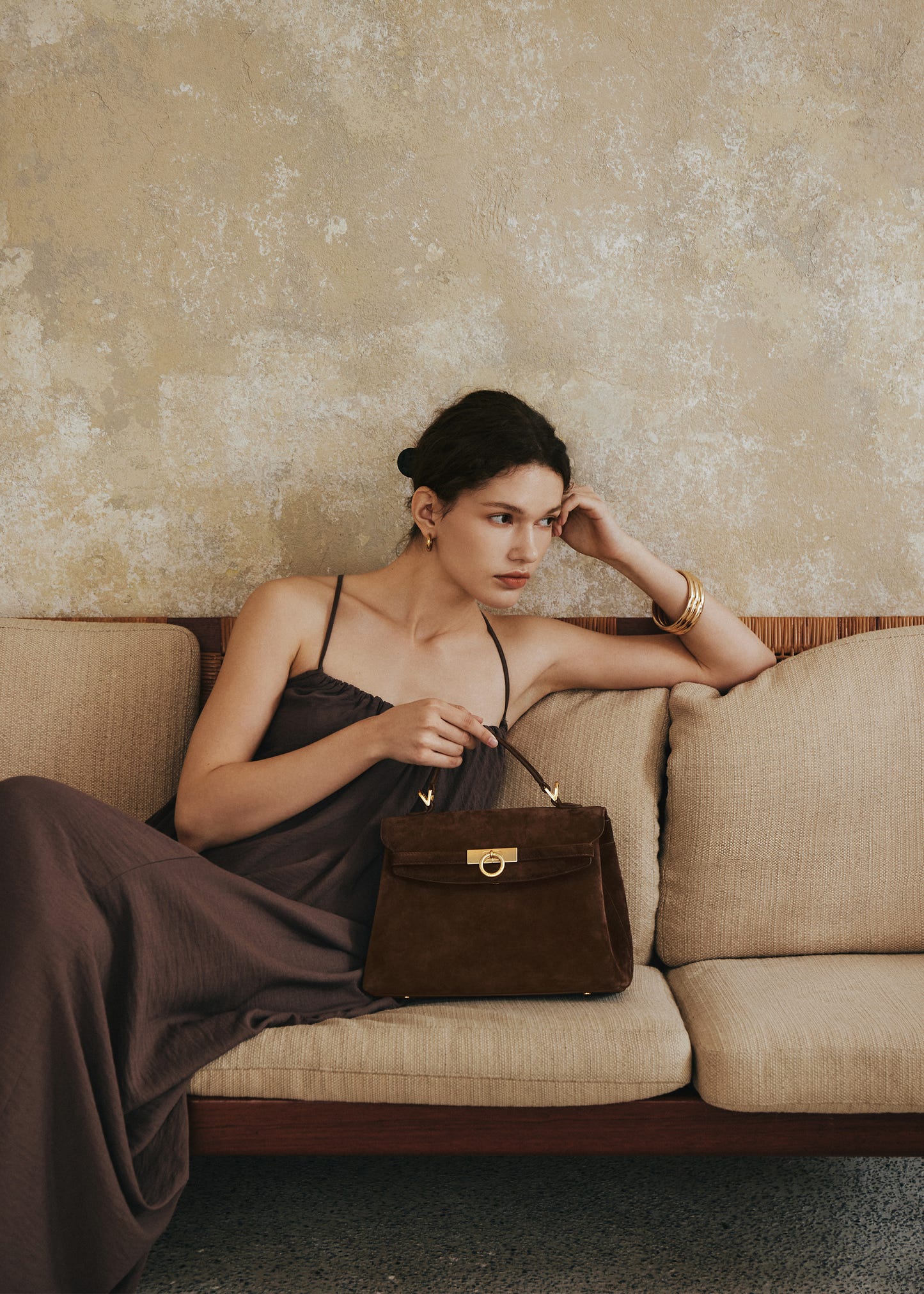 Grace, mittelgroße Tasche mit weichem Griff an der Oberseite