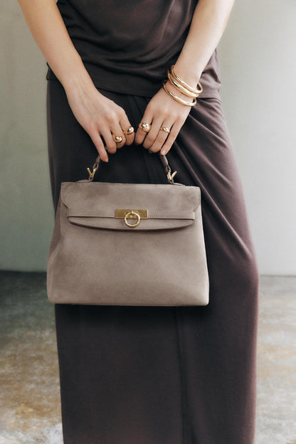 Grace, mittelgroße Tasche mit weichem Griff an der Oberseite