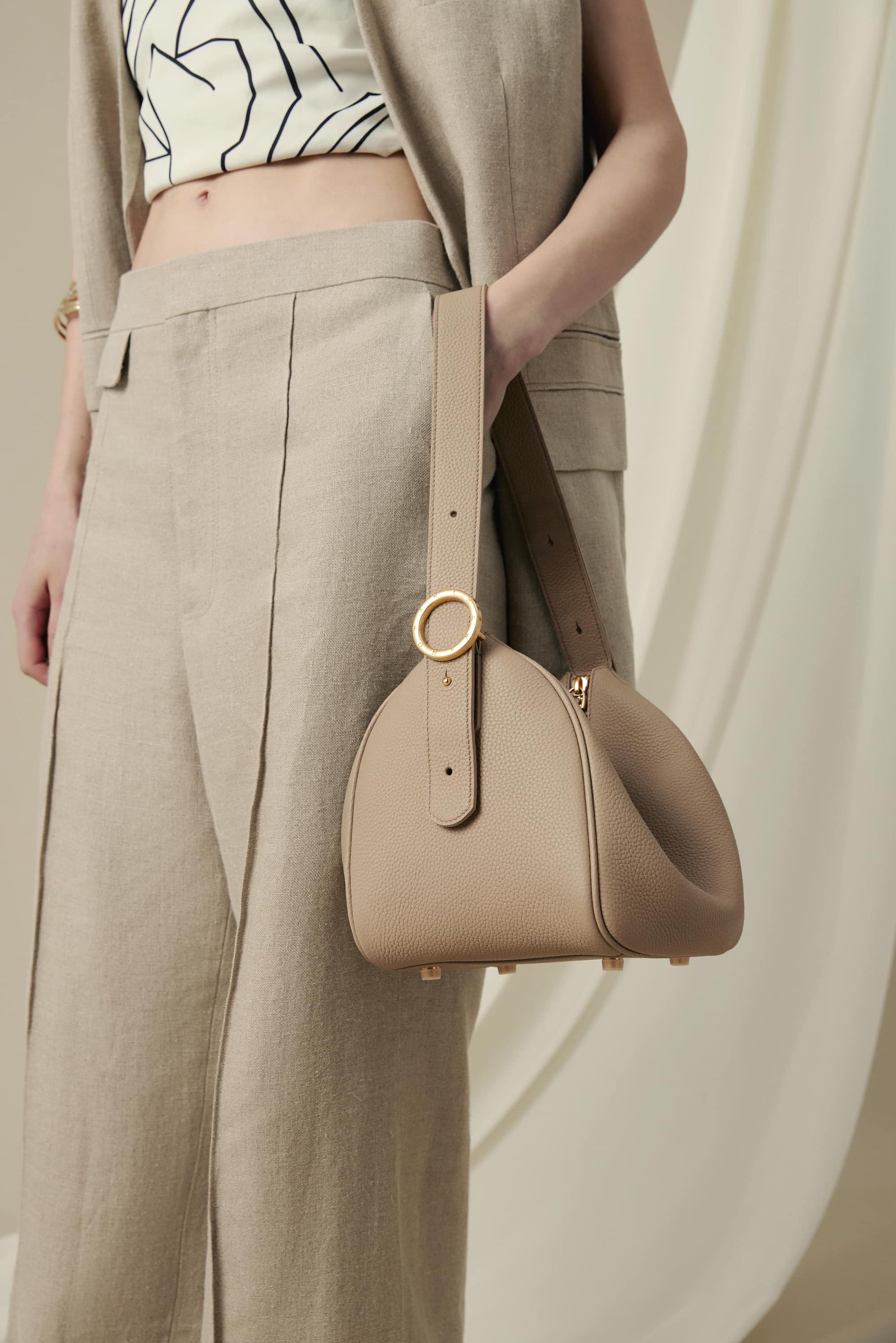 Medium Dior Saddle Bag - Sand in 2023