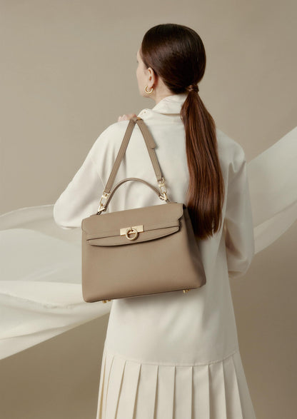 Grace, mittelgroße Tasche mit weichem Griff an der Oberseite