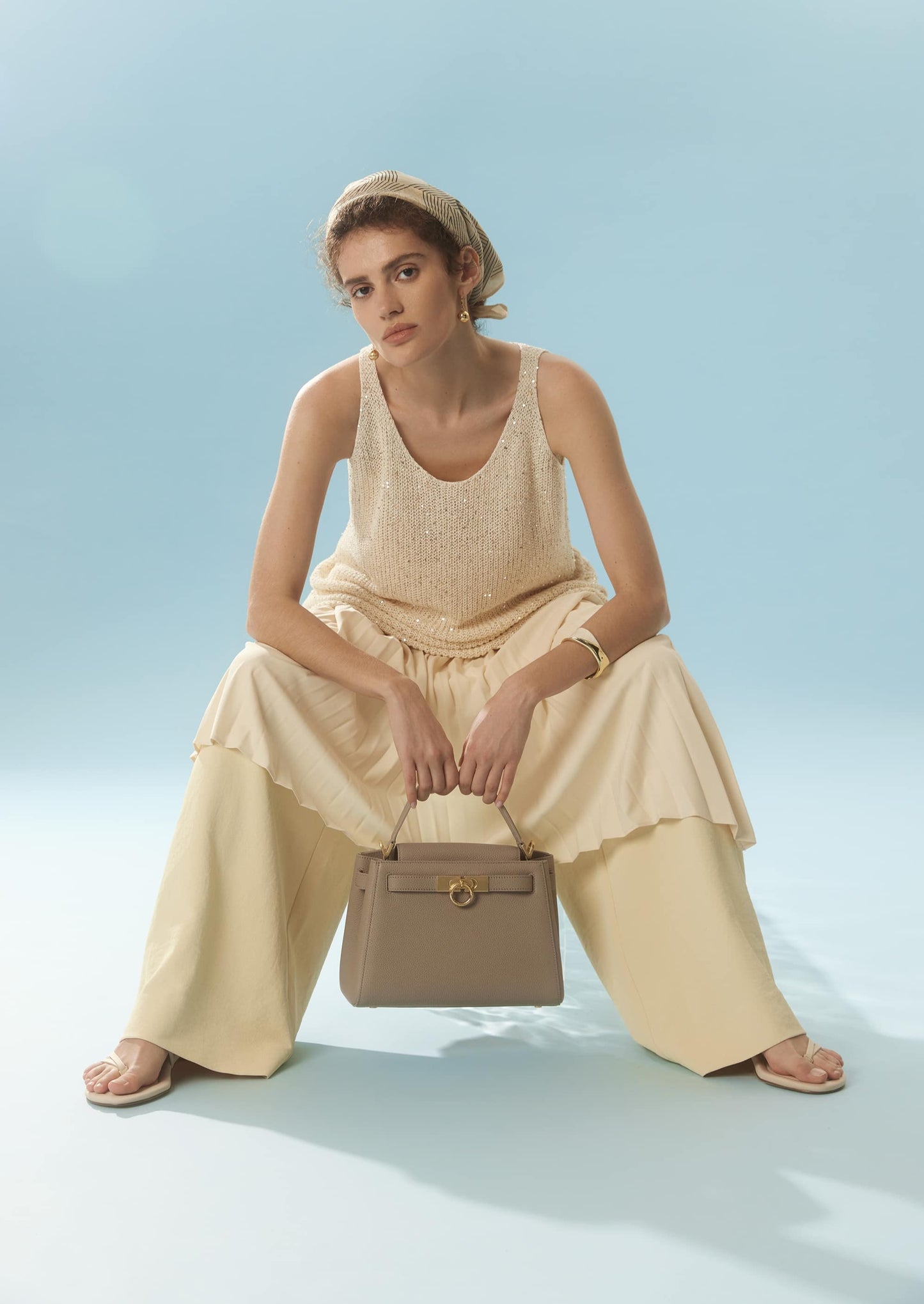 Madison Tasche mit Griff oben - genarbt 
