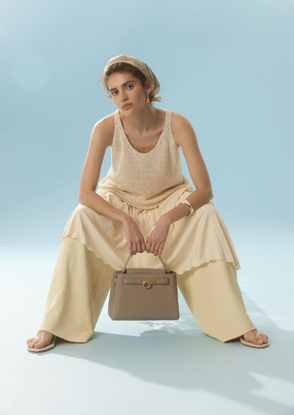 Madison Tasche mit Griff oben - genarbt 