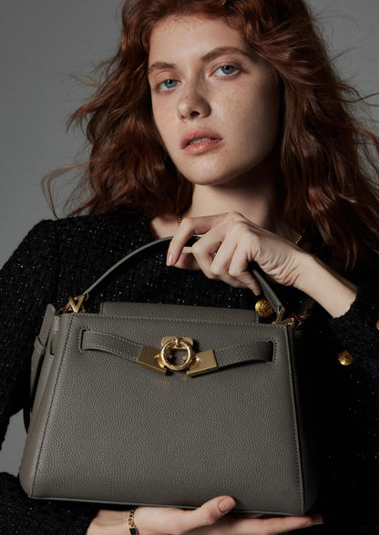 Madison Tasche mit Griff oben - genarbt 