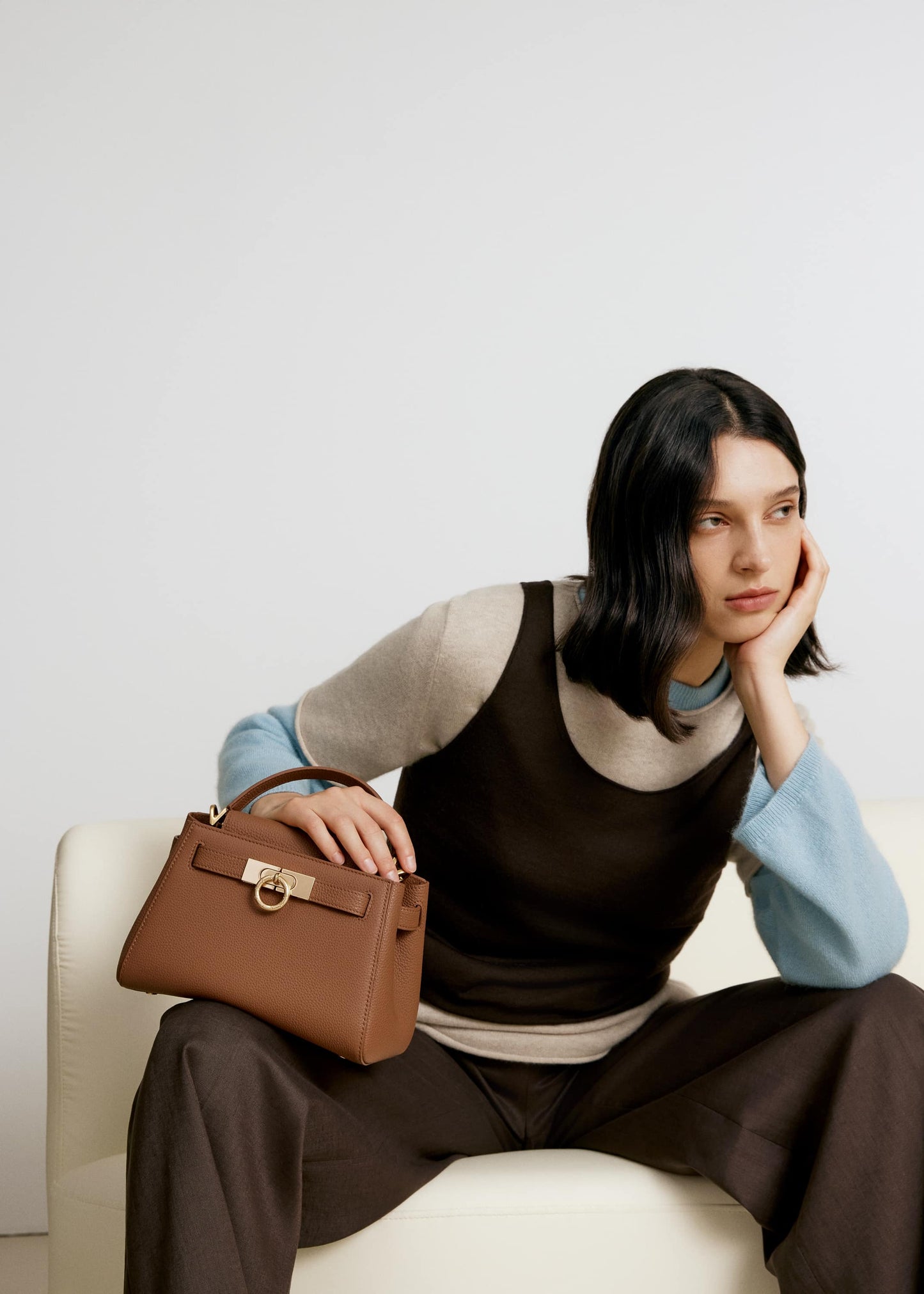 Madison Micro-Tasche mit Griff oben - genarbt 