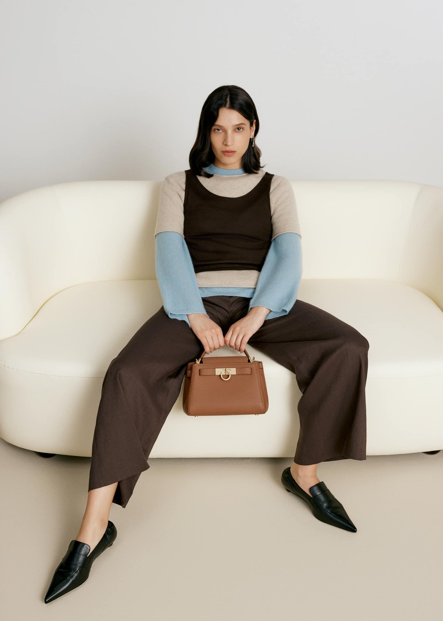 Madison Micro-Tasche mit Griff oben - genarbt 