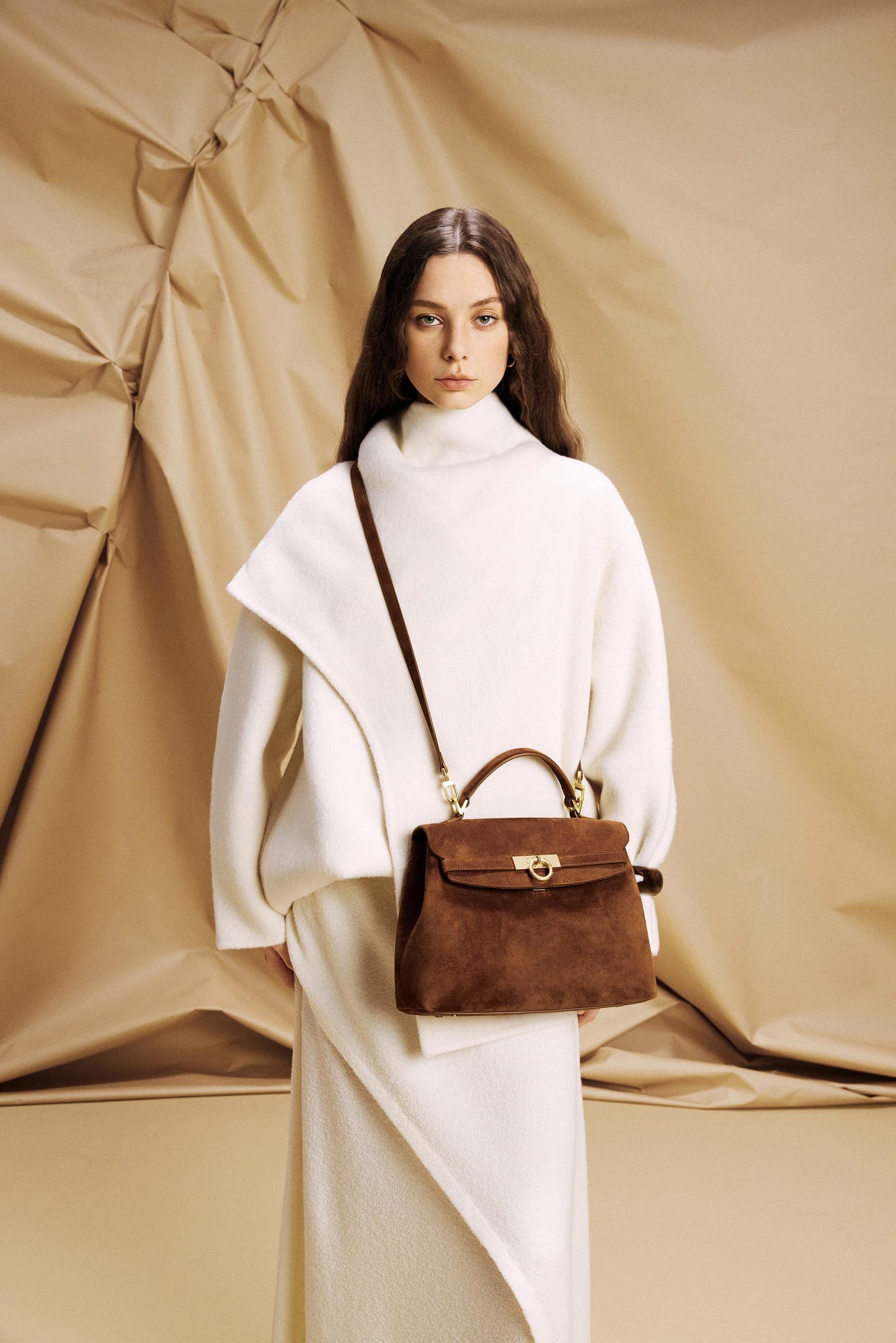 Grace, mittelgroße Tasche mit weichem Griff an der Oberseite