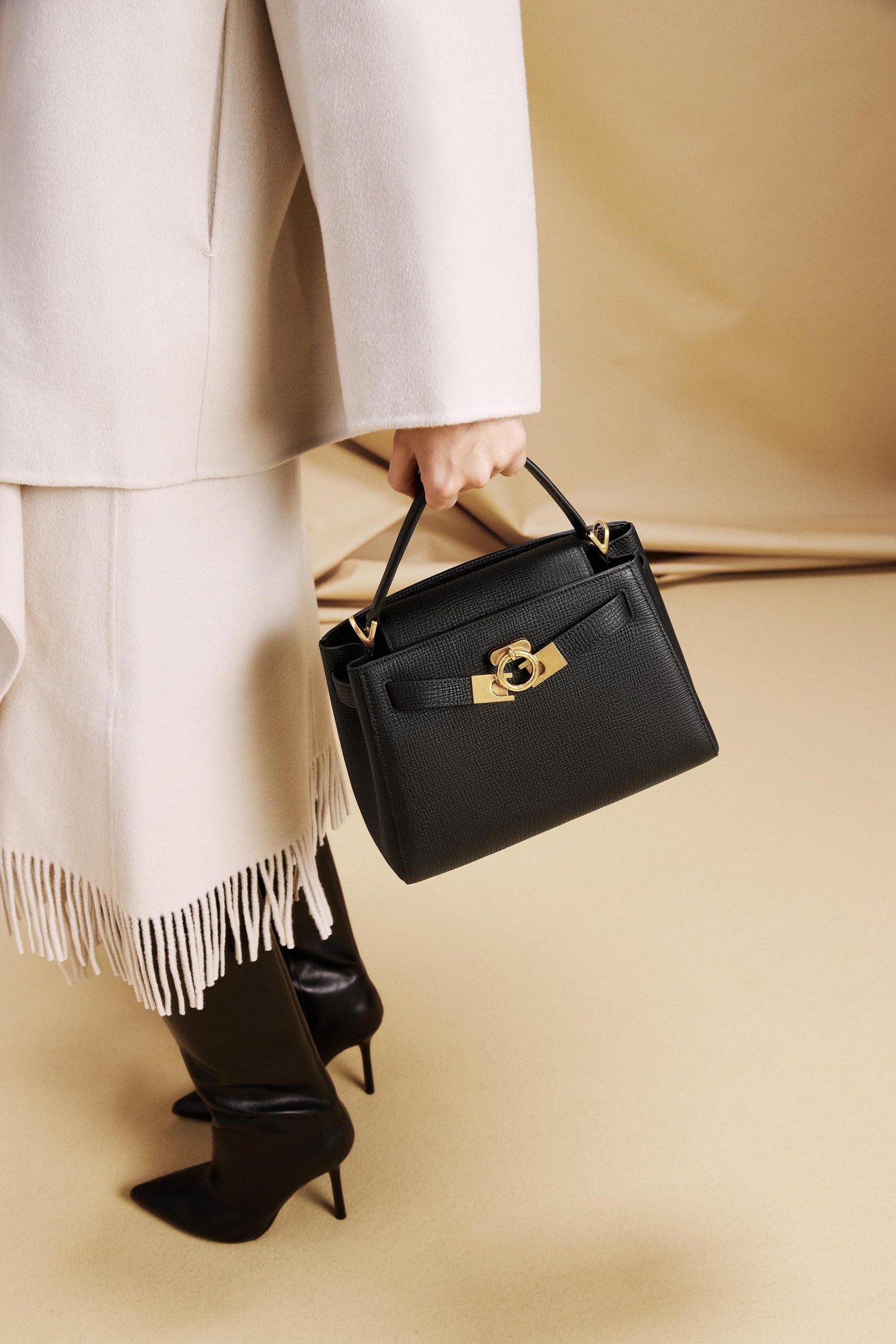 Madison Mikro-Tasche mit Griff oben 