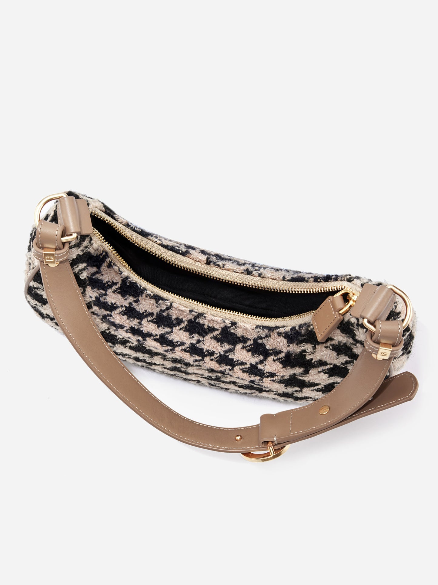 Mittelgroße Baguette-Tasche „Carrie“