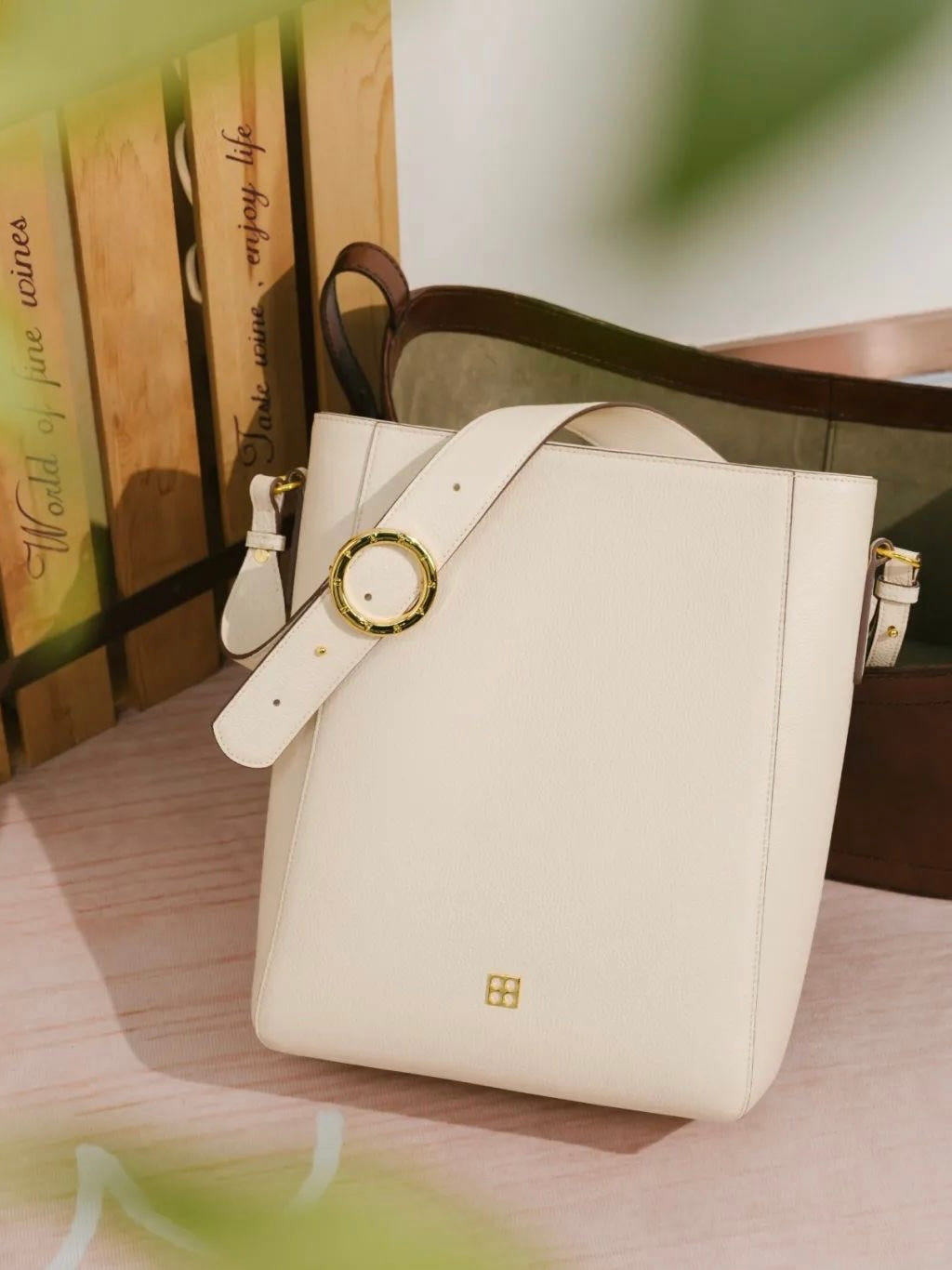 Allured Medium Tote Bag in Cream | Parisa Wang | Featured