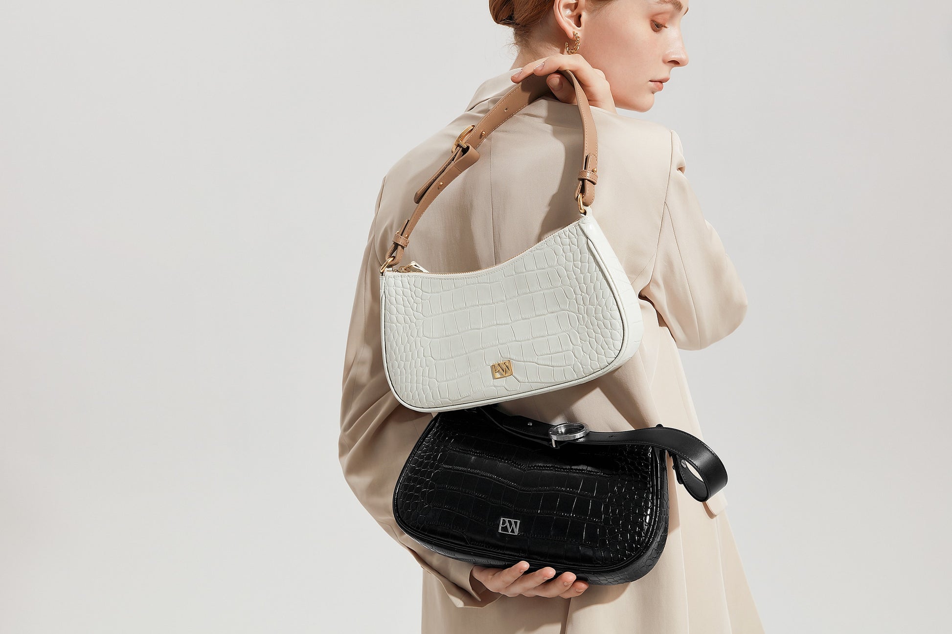 Shop Louis Quatorze Casual Style Street Style Leather Shoulder Bags by  K-ARCHE