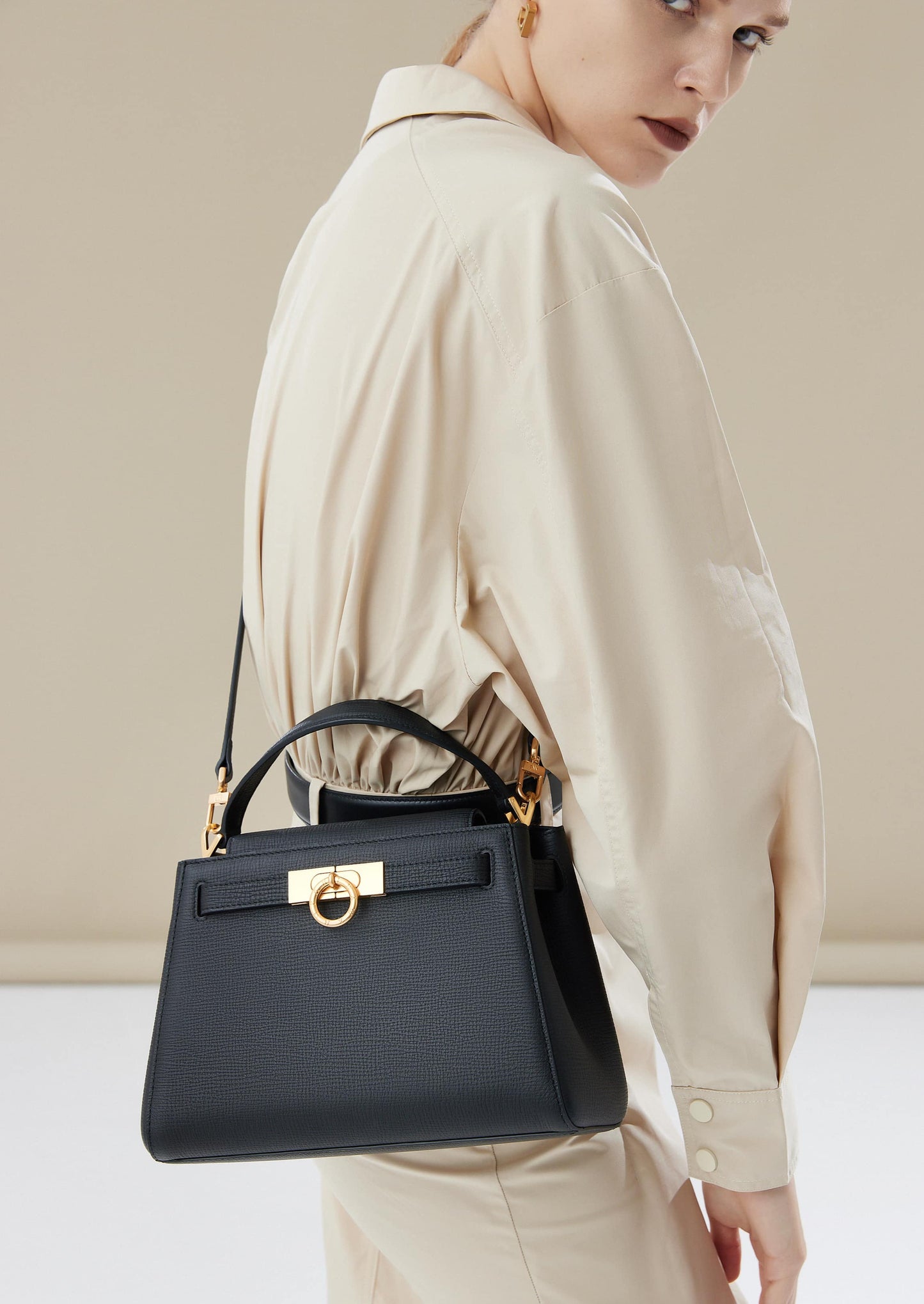 Madison Tasche mit Griff oben 